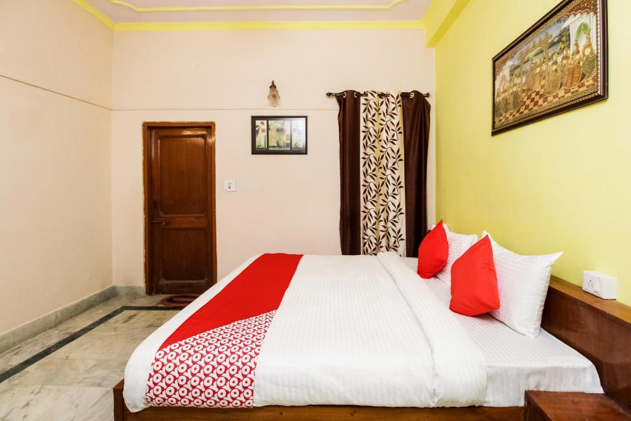 ג'איפור Oyo Hotel Apoorva Deluxe מראה חיצוני תמונה