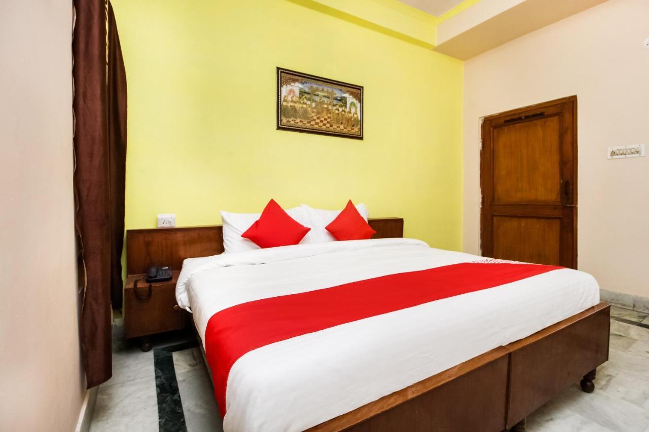 ג'איפור Oyo Hotel Apoorva Deluxe מראה חיצוני תמונה
