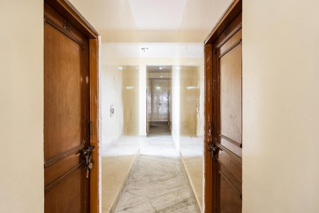 ג'איפור Oyo Hotel Apoorva Deluxe מראה חיצוני תמונה