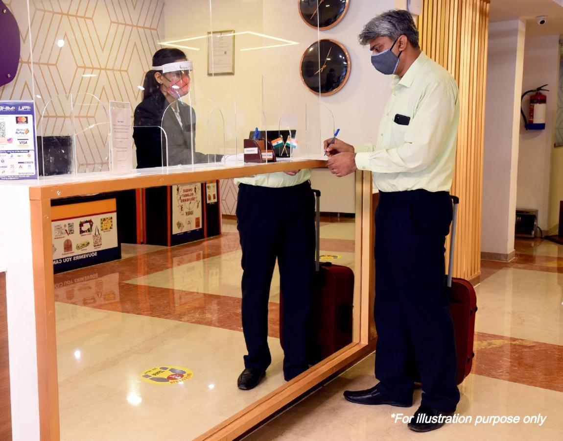 ג'איפור Oyo Hotel Apoorva Deluxe מראה חיצוני תמונה